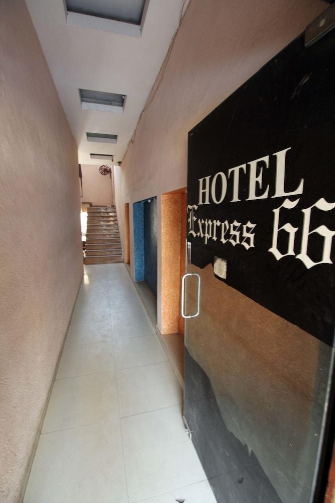 Hotel Express66 Nowe Delhi Zewnętrze zdjęcie